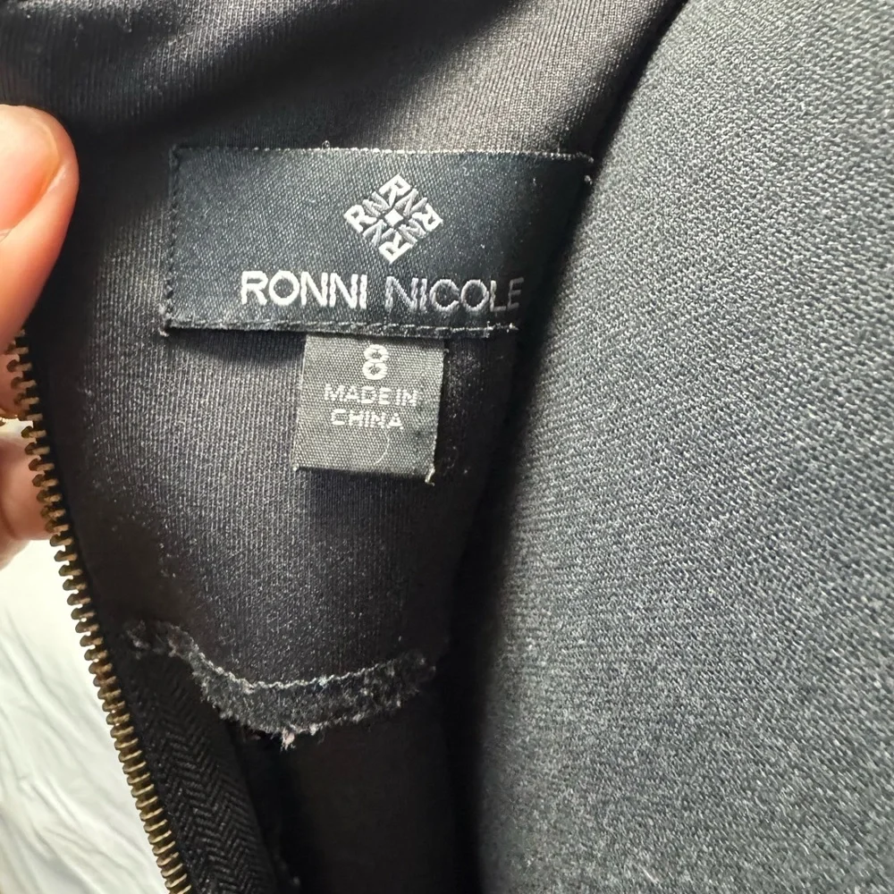 Ronni Nicole Colorblock Sheath Dress Size 8 | Black White Blue Work Office - Picture 3 of 3